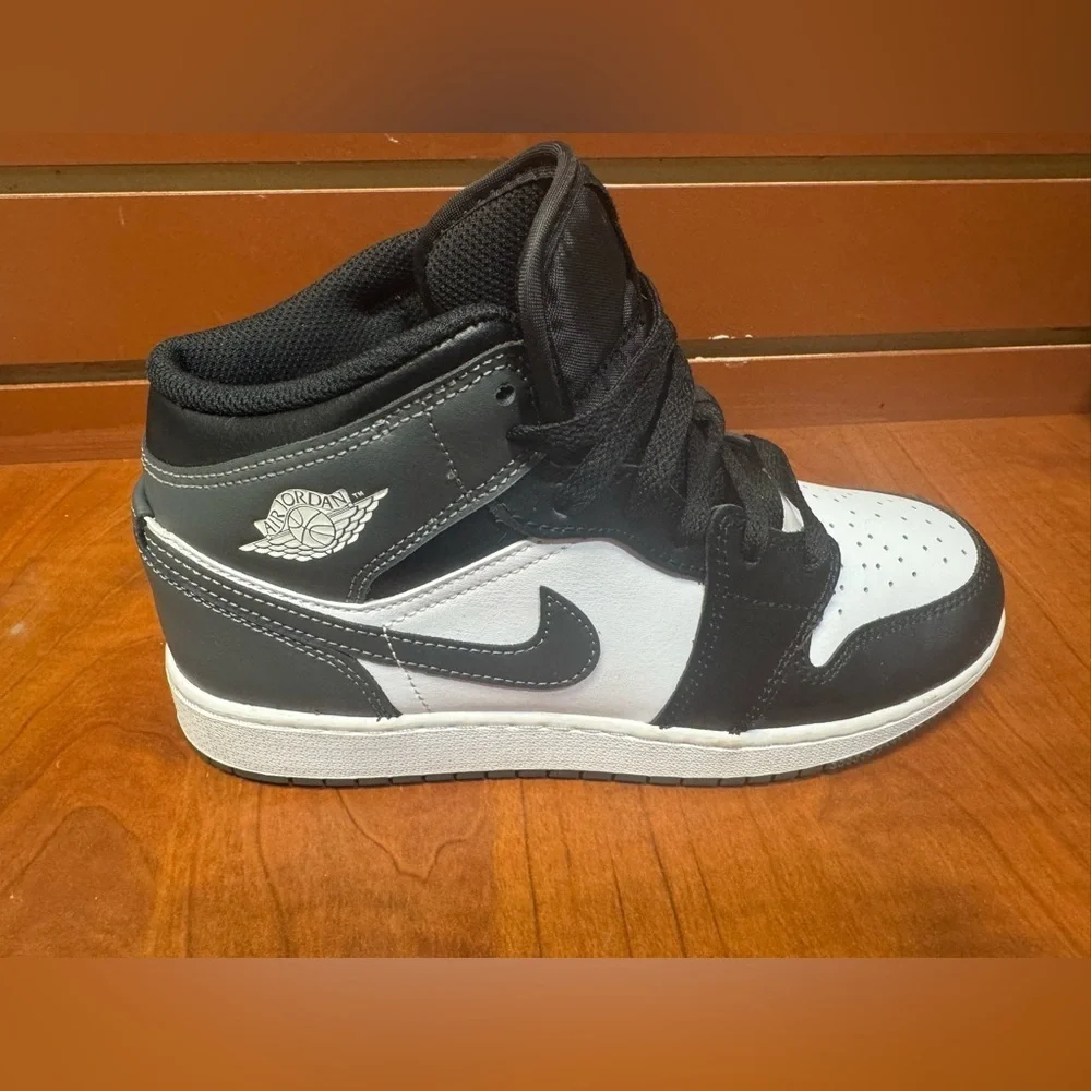 Nike Black and Gray High-Top Sneakers